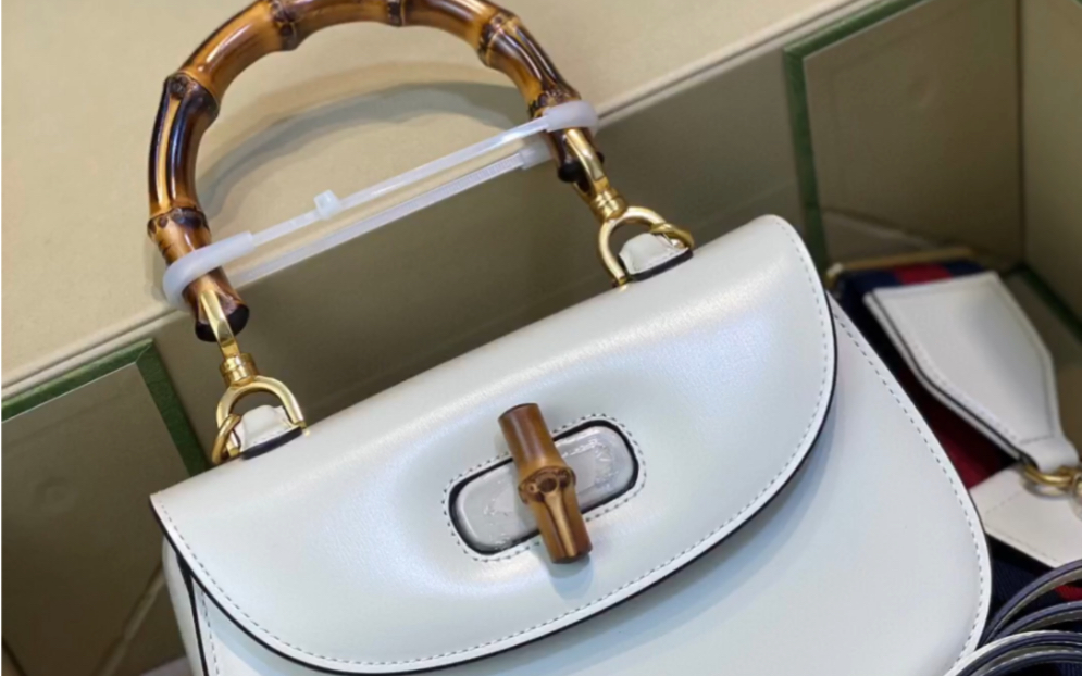 说一下原单gucci古驰原厂皮gg竹节手提包7615675797白色