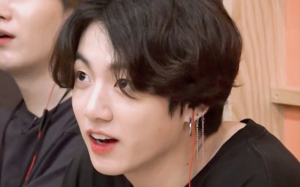 妈粉狂喜 | 田柾国在我眼里就是本特利一样的存在