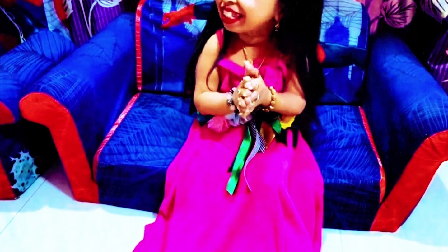 世界上矮小的女人