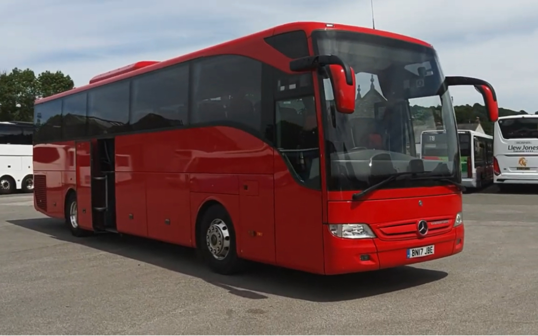 2017 mercedes benz tourismo 4x2