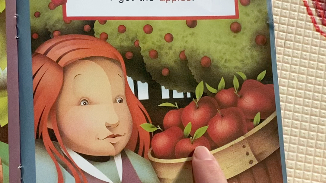 小晨读英文绘本,fruit salad