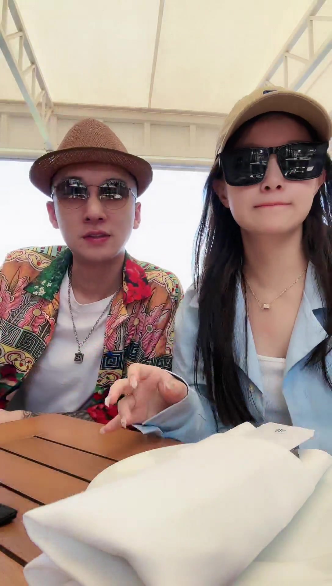 辛闹闹 2023-04-02直播录像|直播回放|录播 - 来啦来啦