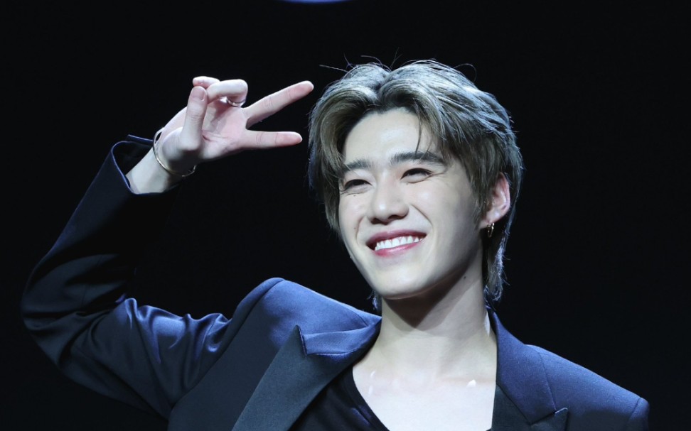 【pp】林祎凯可爱pp来了,每天都为你着迷!