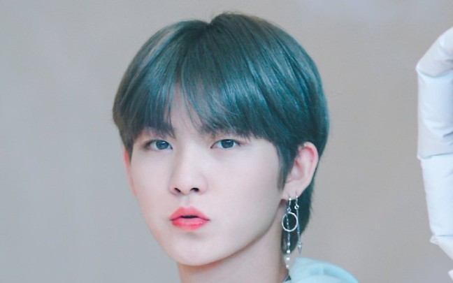 【hwall】【许玹凖】个人安利向 小花跳舞真的好帅(视频来源于qq音乐)