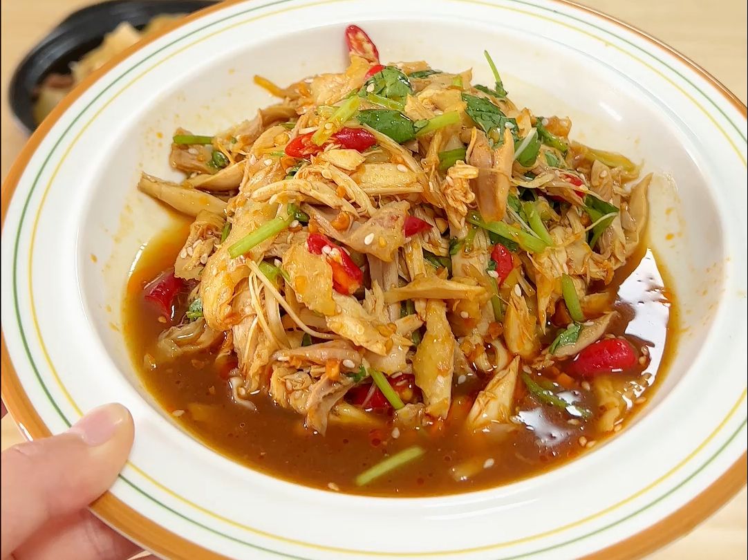 夏日凉拌手撕鸡,大馋丫头慎入