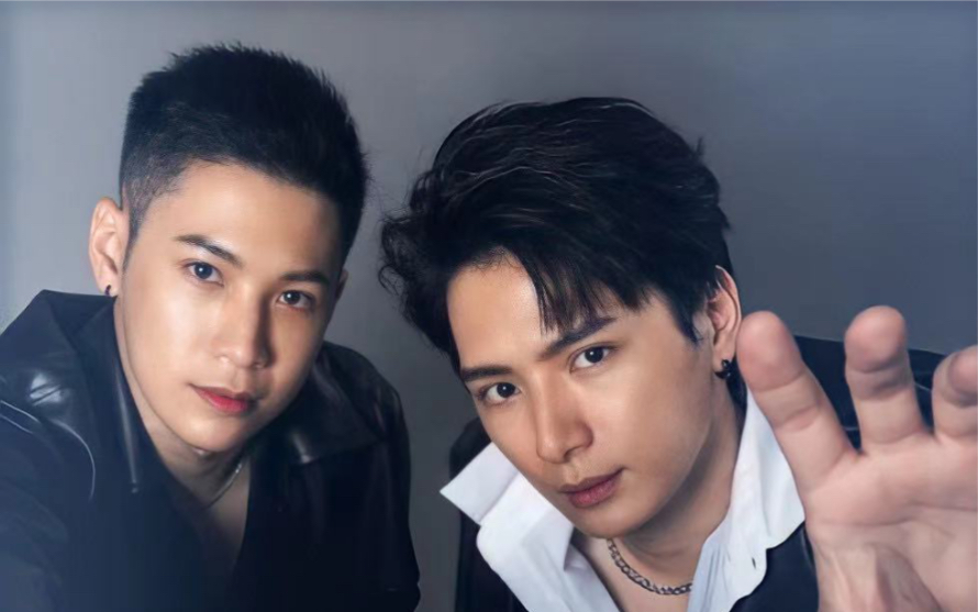 帅气十足的哥俩_哔哩哔哩_bilibili