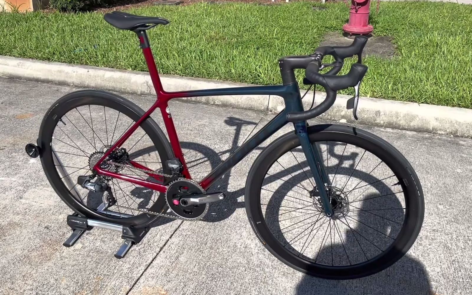 【单车欣赏】捷安特tcr adv sl 1碟刹版