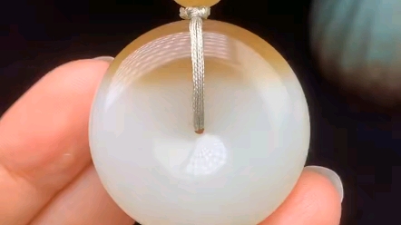 和田玉糖白玉挂件吊坠平安扣 天然红糖 糖色纯美 白度好 密度高 肉质