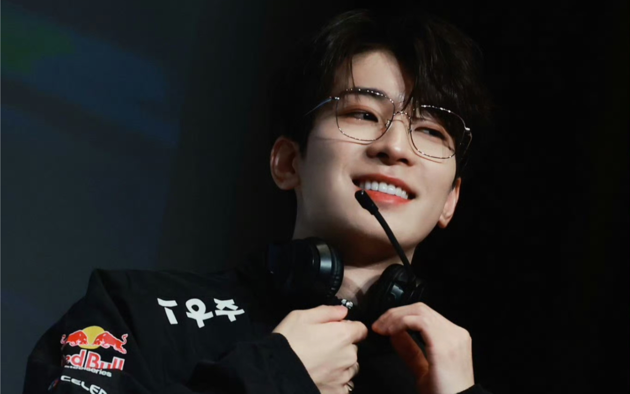 次国电竞选手之次镜全圆佑