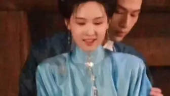 #陈都灵辛云来贵女路透#两个人被马吓一跳。