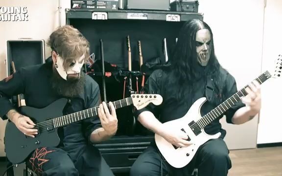 [图]SLIPKNOT jim root 与 mick示范演奏All Out Life