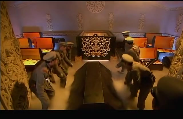 慈禧墓被盗,尸身一遇空气立马变骷髅,这一段真是童年阴影啊