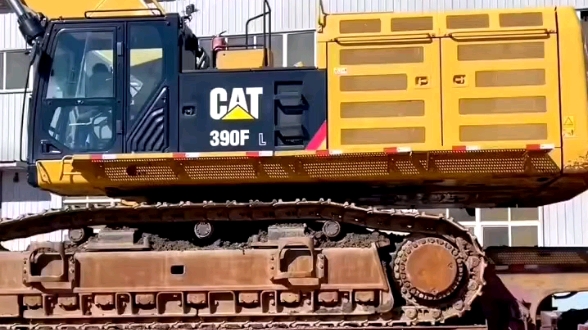 cat390卡特挖掘机 #开挖机 #挖机日常 #挖机的日常