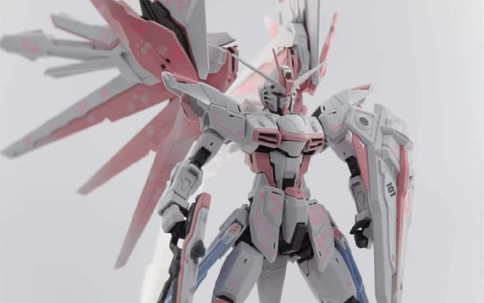 大热樱花自由2.0高达模型改色