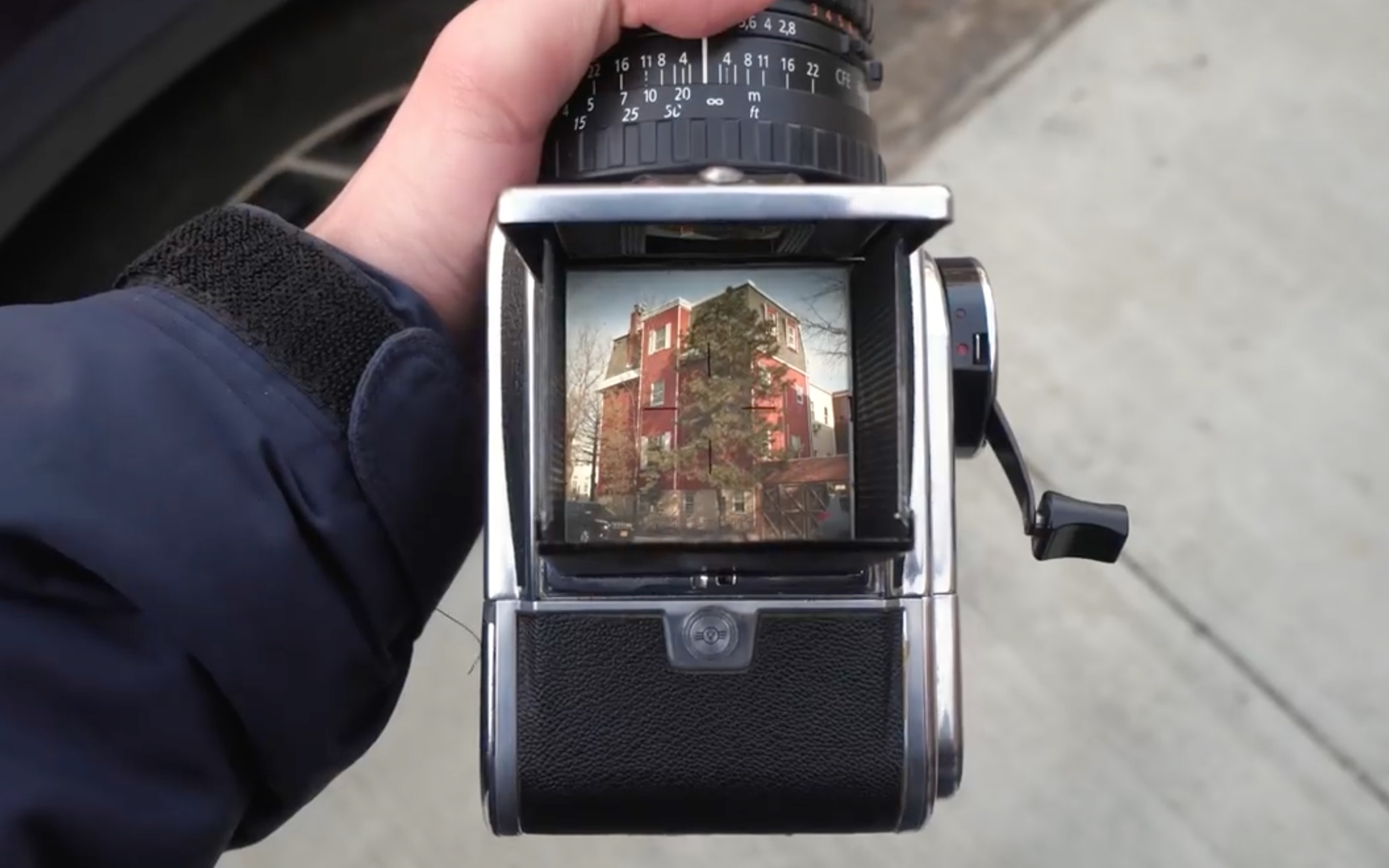 【英字】hasselblad 哈苏500cm 中画幅胶片机 街头摄影测评