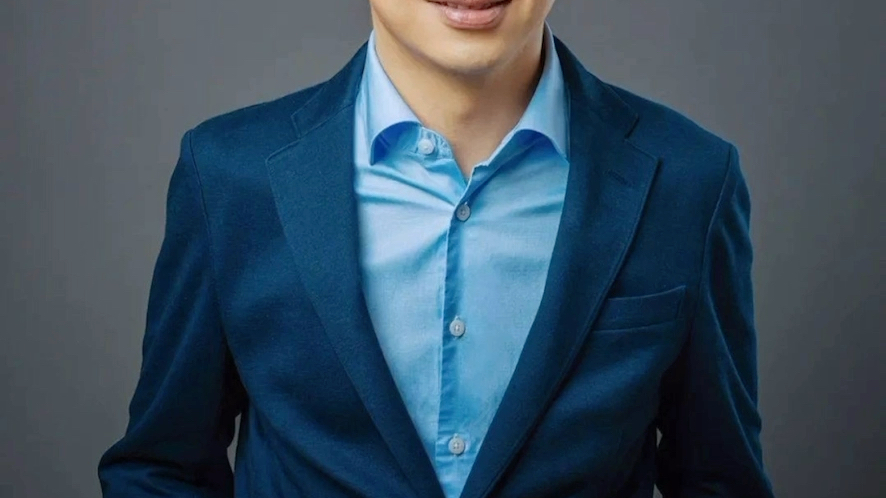 张一鸣面相八字分析 上