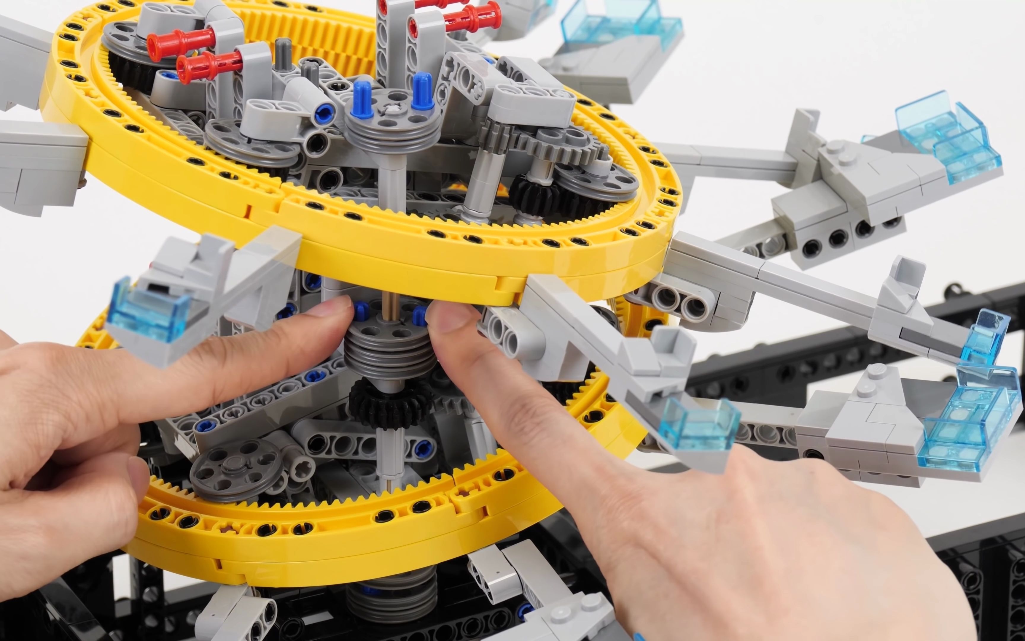 乐高最新力作五层传送塔