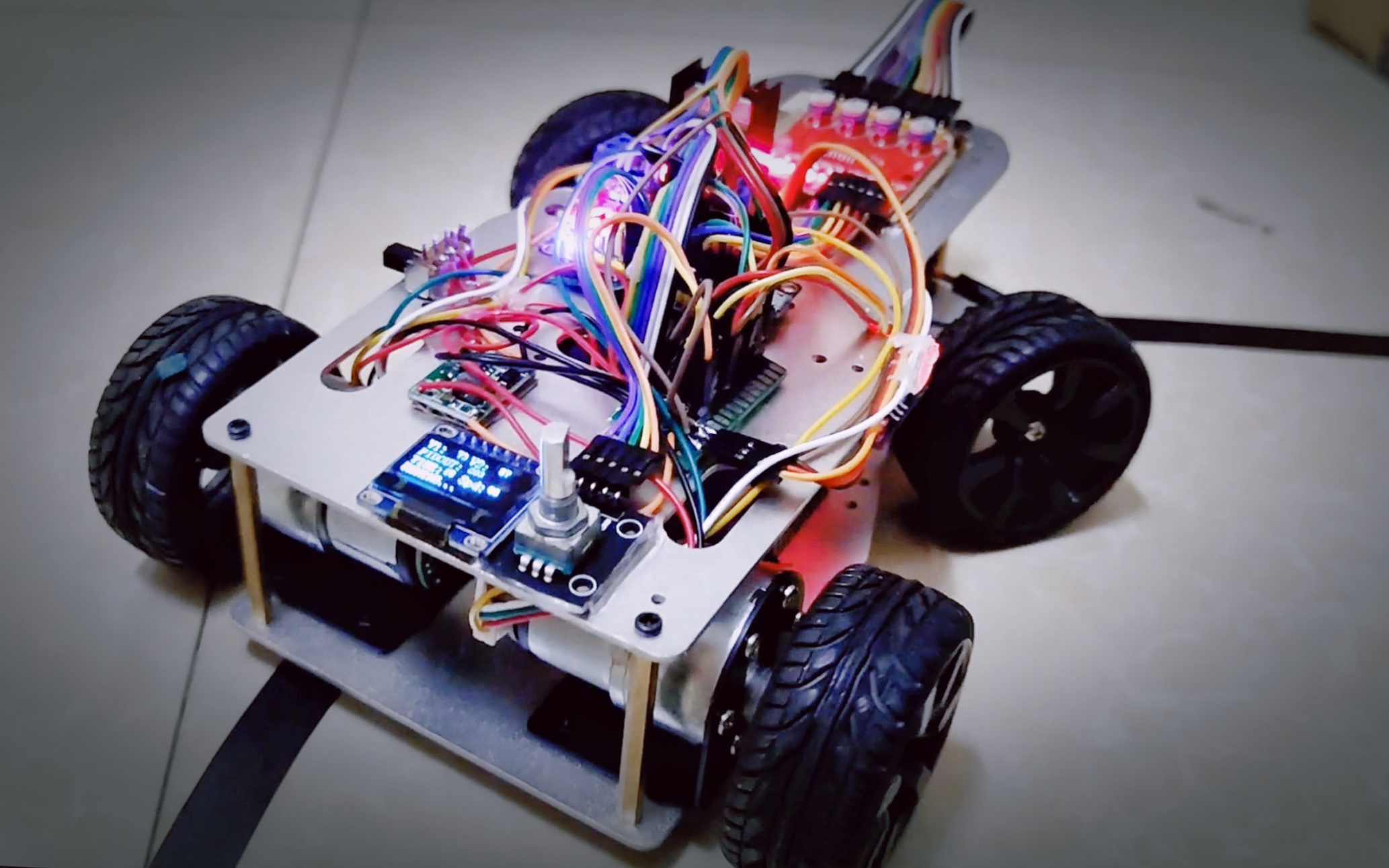 stm32坡道行驶巡线智能小车附制作过程