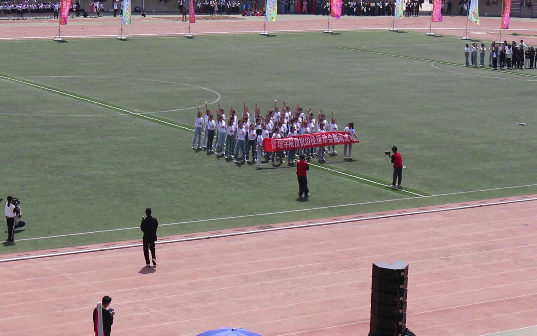 [图]西北民族大学，青春涌动舞蹈表演