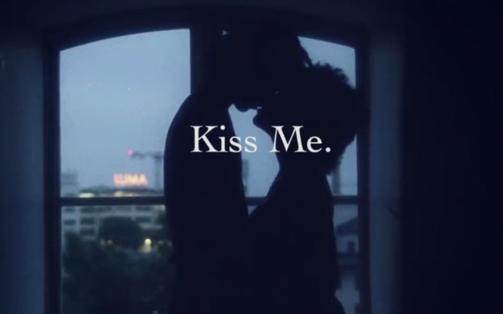 [图]kiss me,lover