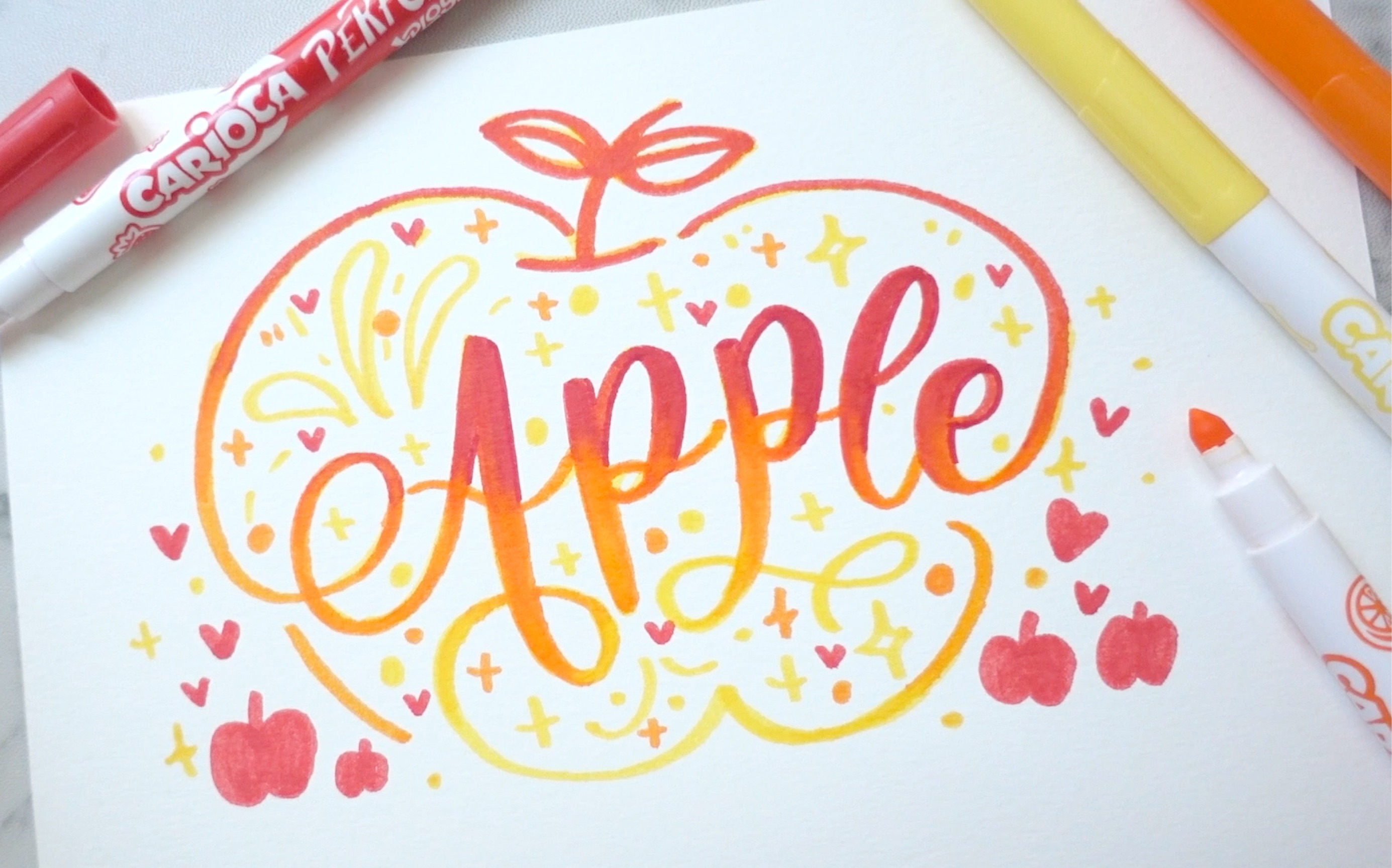 英文花体字教程•聪明的你看得出我写的是苹果