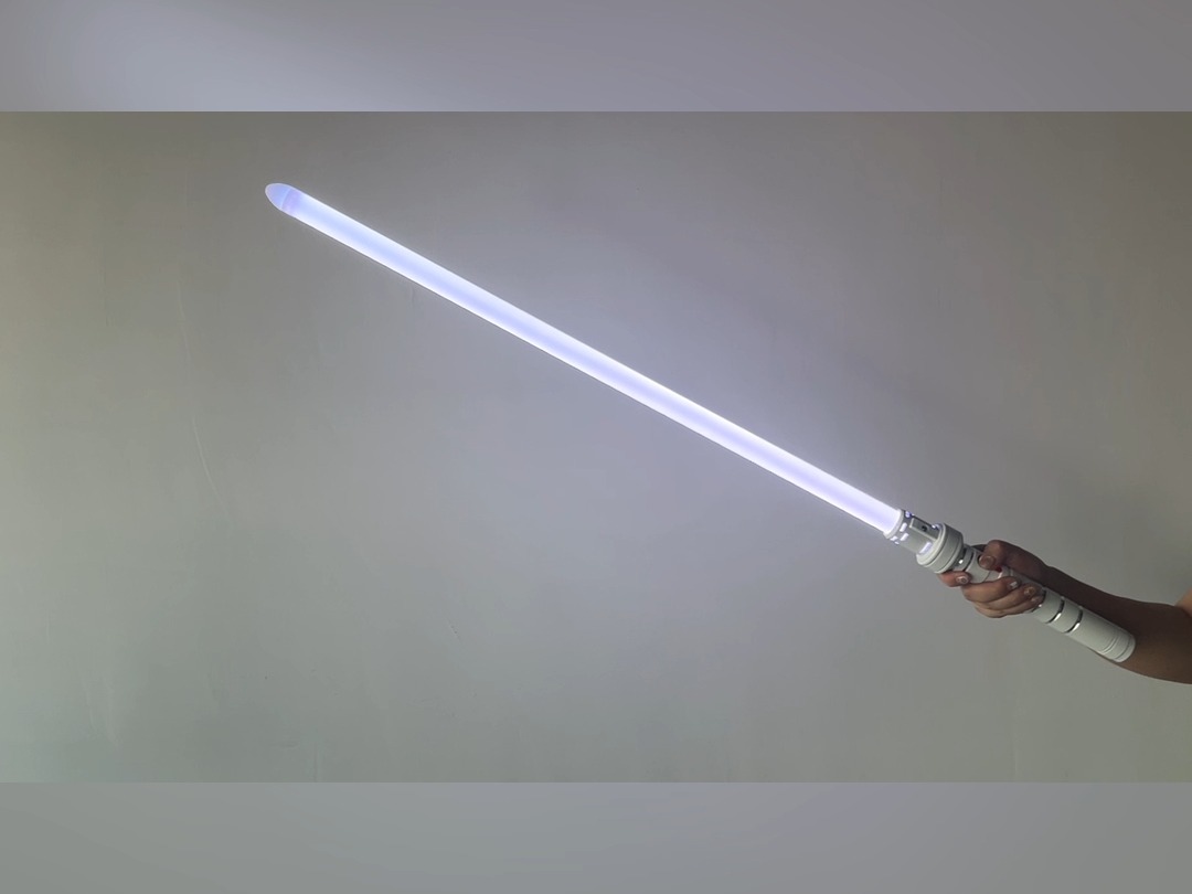 小白光剑不小白