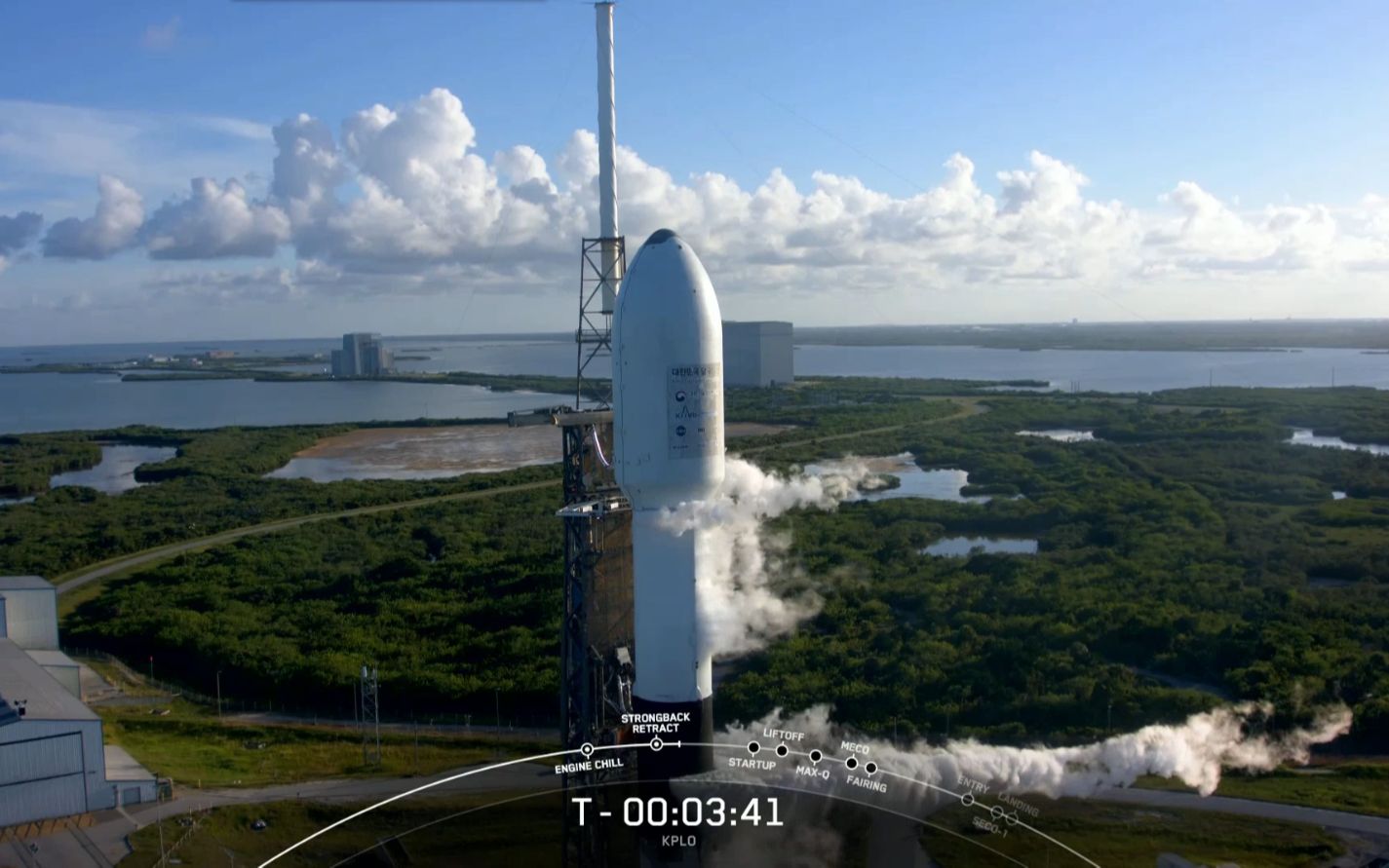 kplomissionspacex发射猎鹰九号运载火箭把韩国探路者月球轨道航天器