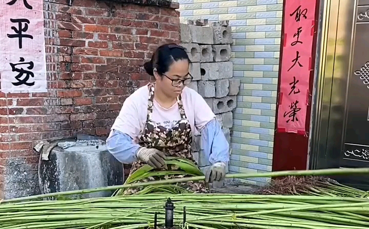 [图]农民者的生活就是每年循环着，种这种那的这样生活的过日子！