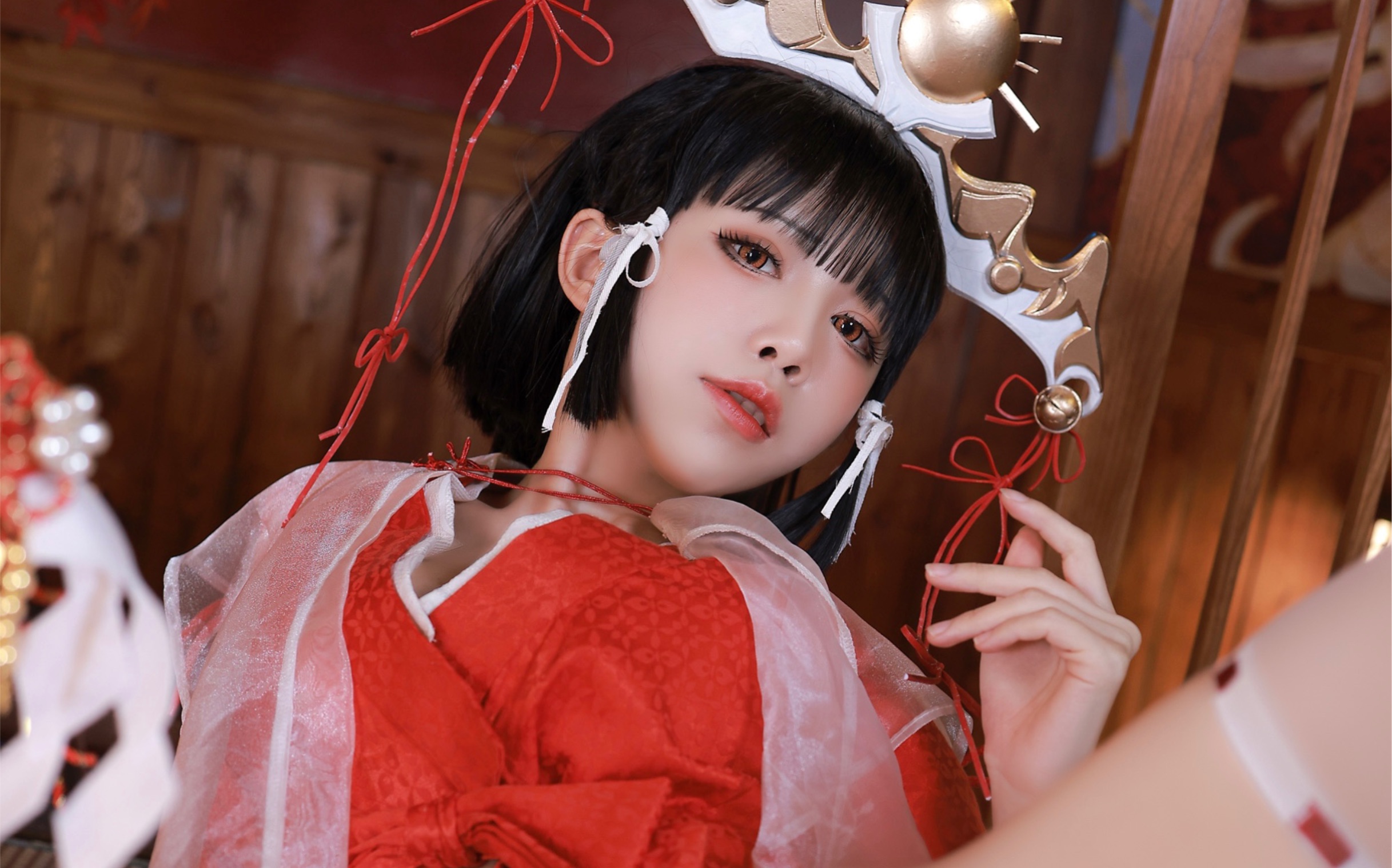 请多多为我投币吧 封面:碧蓝航线光荣凉夜香雪 出镜coser:水淼aqua