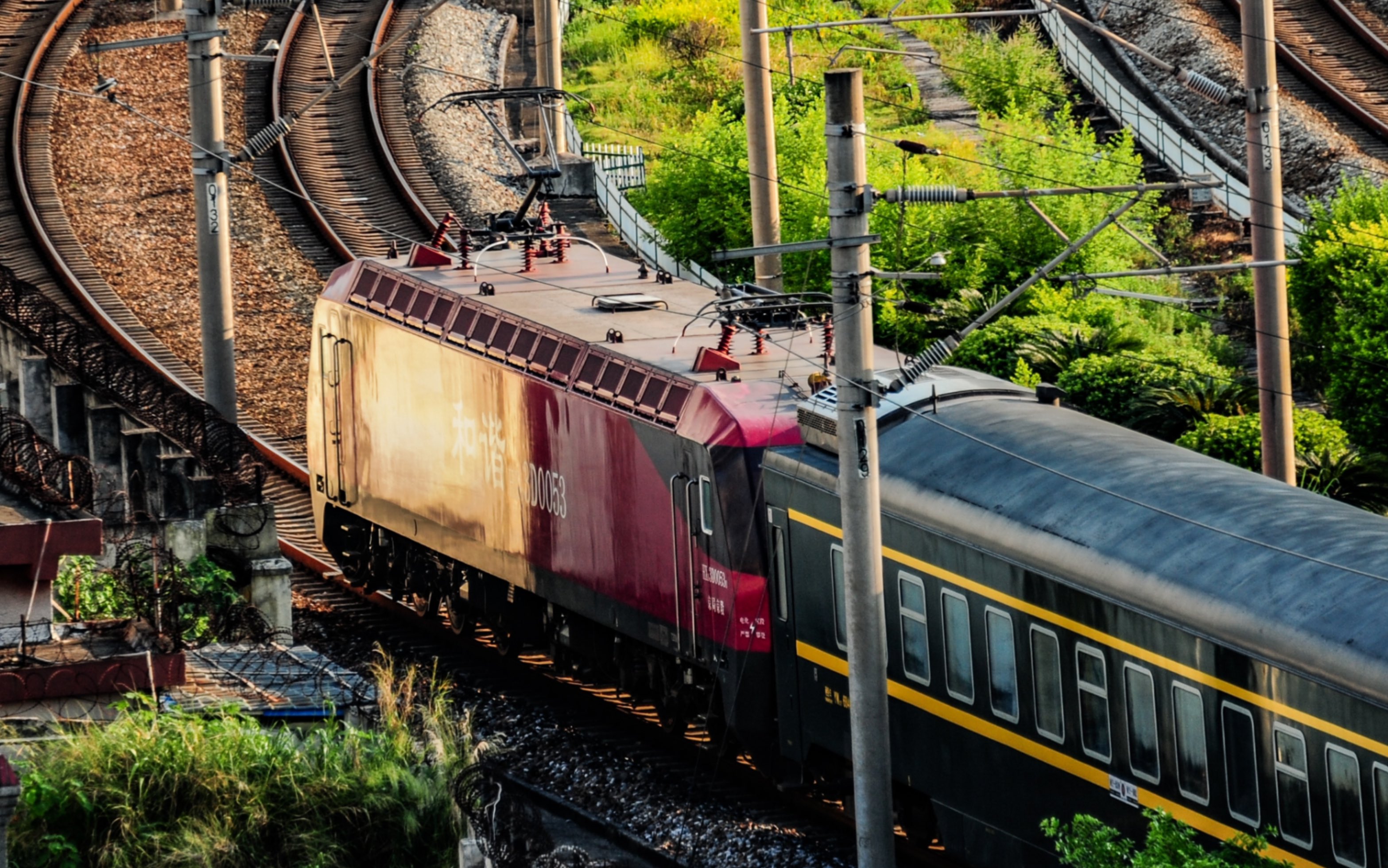 [中国铁路]下午拍车照片集,罕见的z285京局特色前弓运行