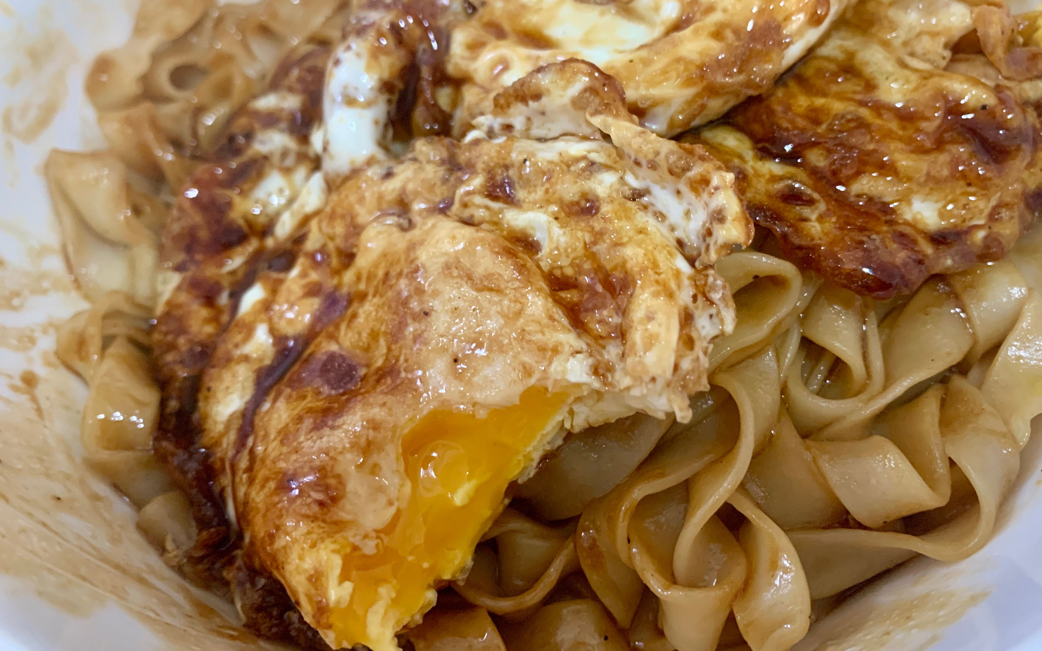 酱油荷包蛋拌面 面条好吃的做法 鸡蛋好吃的做法 美食推荐