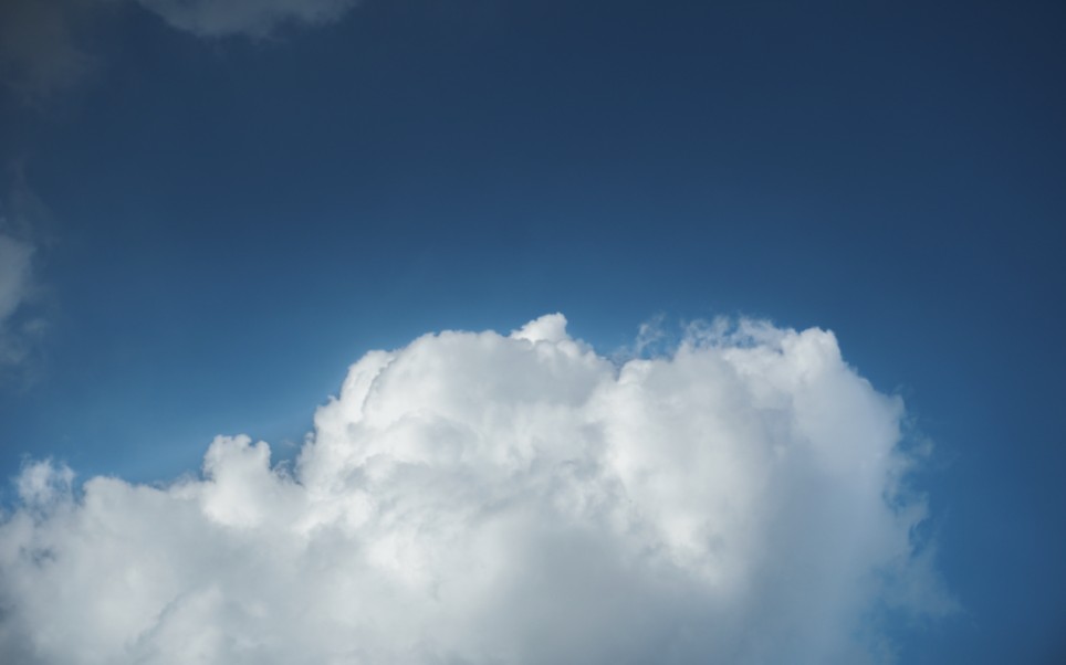 [图]【摄影】盛夏暴烈 云朵温柔 || there is a castle on a cloud || Sony a6400