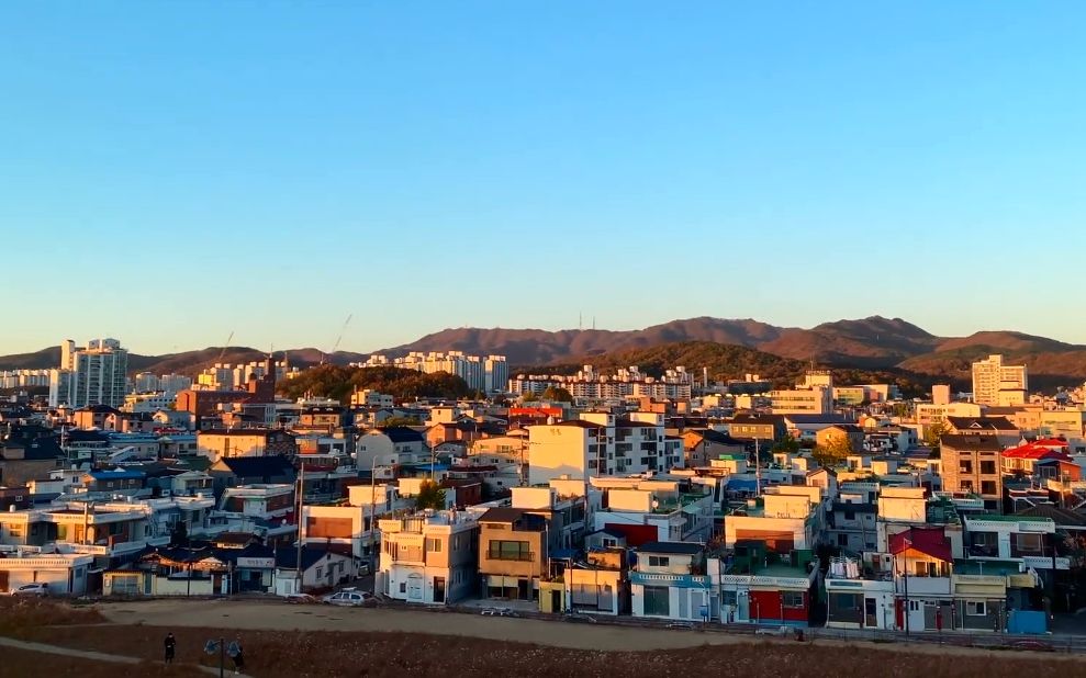 【超清韩国】漫步黄昏时分的 京畿道水原市 华城行宫城墙 2020.11