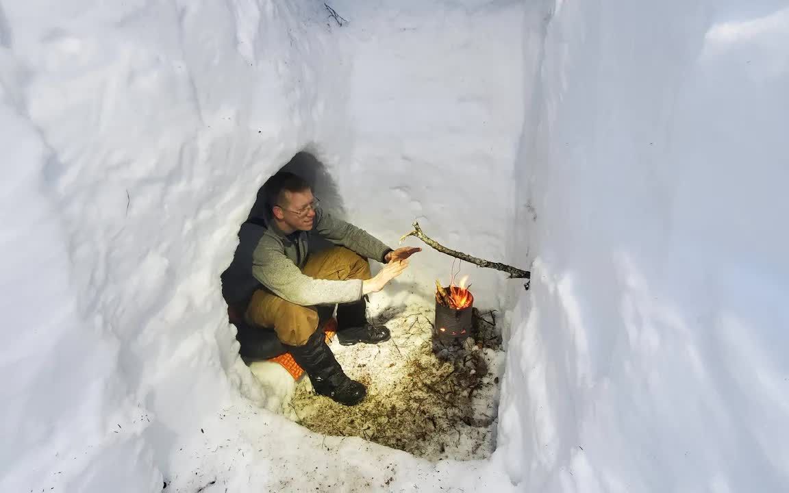 生存野营9英尺3米雪的巨大地下冬季丛林小屋哔哩哔哩bilibili