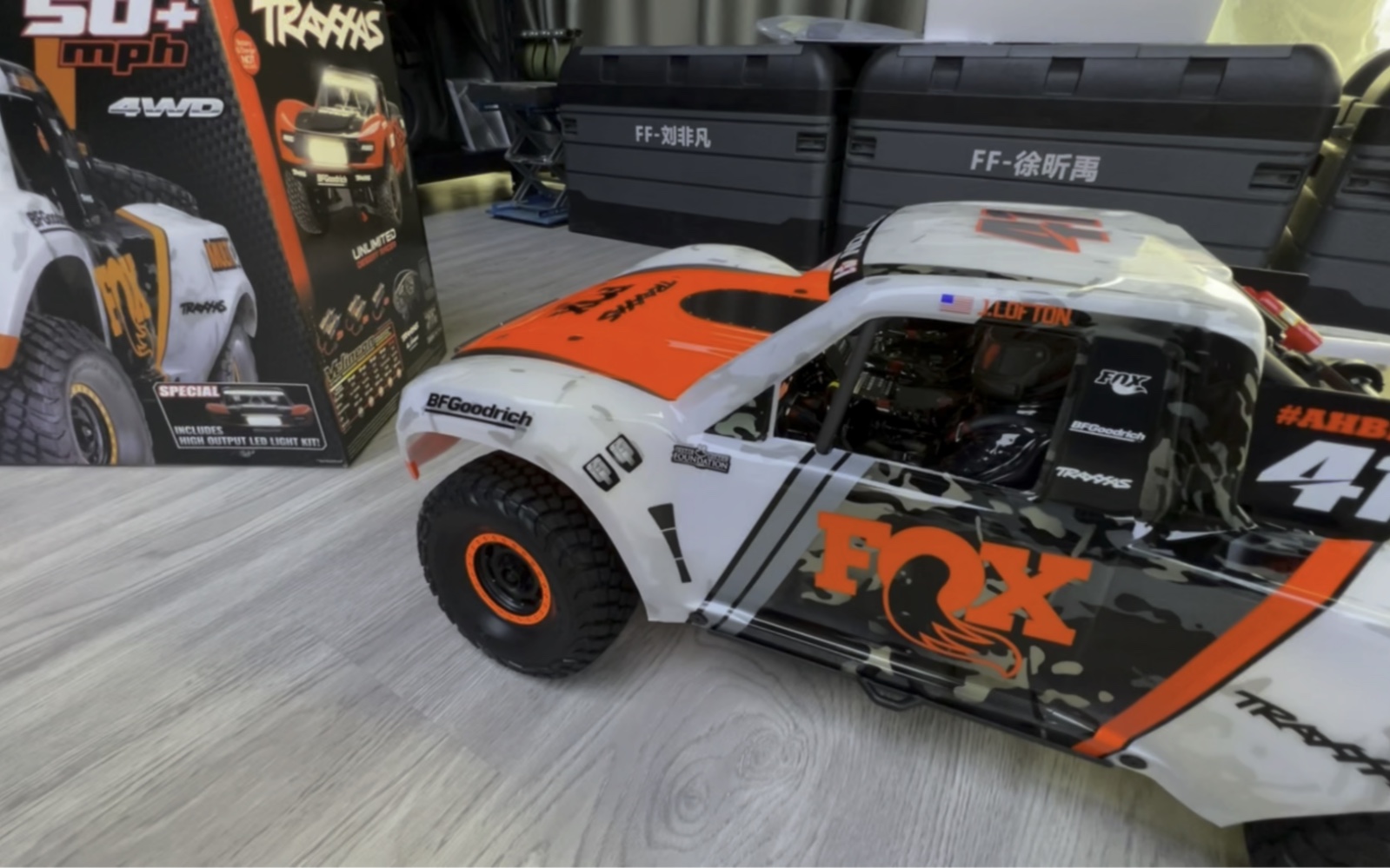 【rc遥控车】开箱traxxas udr 后直桥短卡,太热门了需要提前一个月定