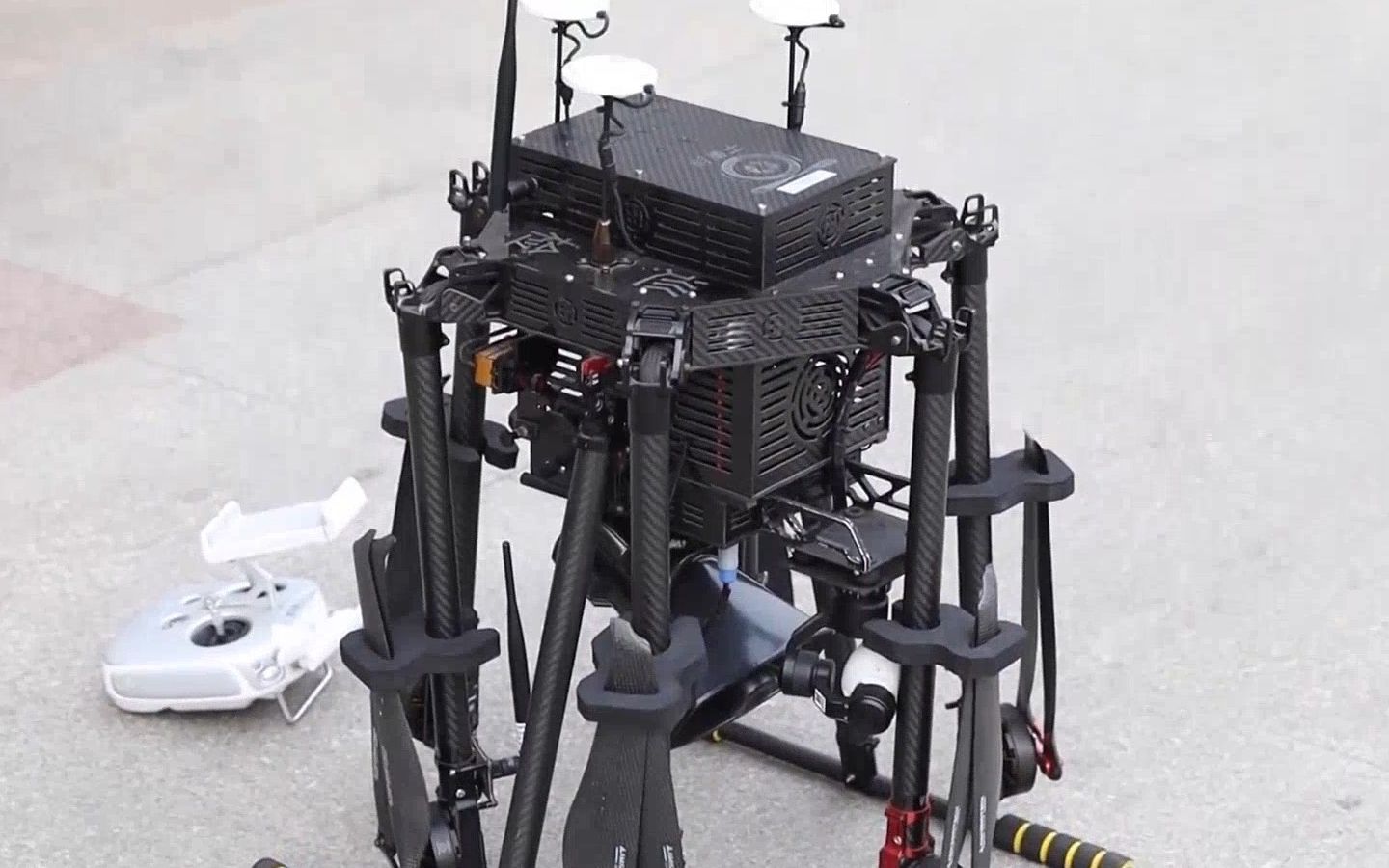 碳纤维复合材料在无人机生产制造中的应用