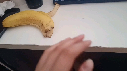 情绪紧张激动时手抖端碗拿杯子拿东西手抖做精细活写字时手抖这种情况