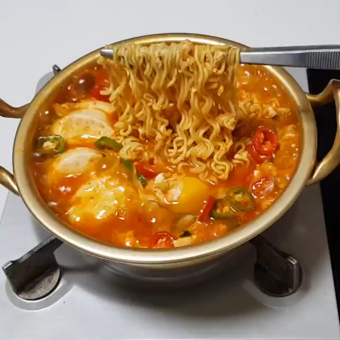 深夜放毒,顶级泡面咯