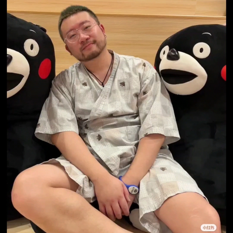 在日本大阪的壮熊