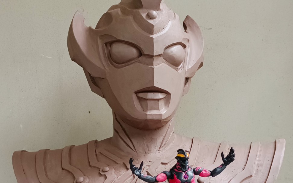 泰迦奥特曼泥塑制作