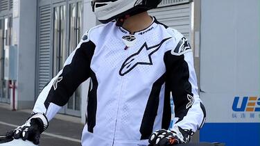 クーポン配布中 T-SUPERTECH AIR JACKET ASIA : 12 BLACK WHITE : L