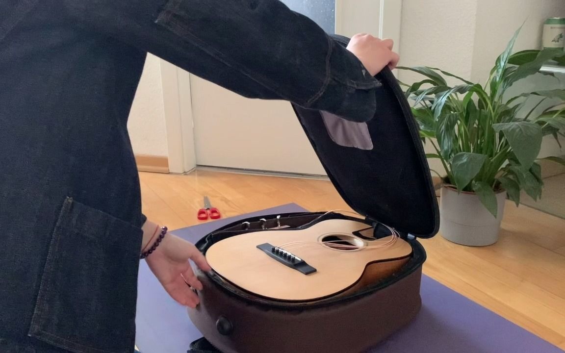 【开箱视频】furch little jane lj-10 可折叠旅行吉他!