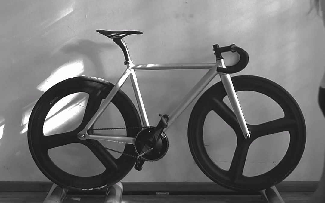 Fixed gear|死飞短片TRACK BIKE DREAM ON ROLLERS哔哩哔哩bilibili