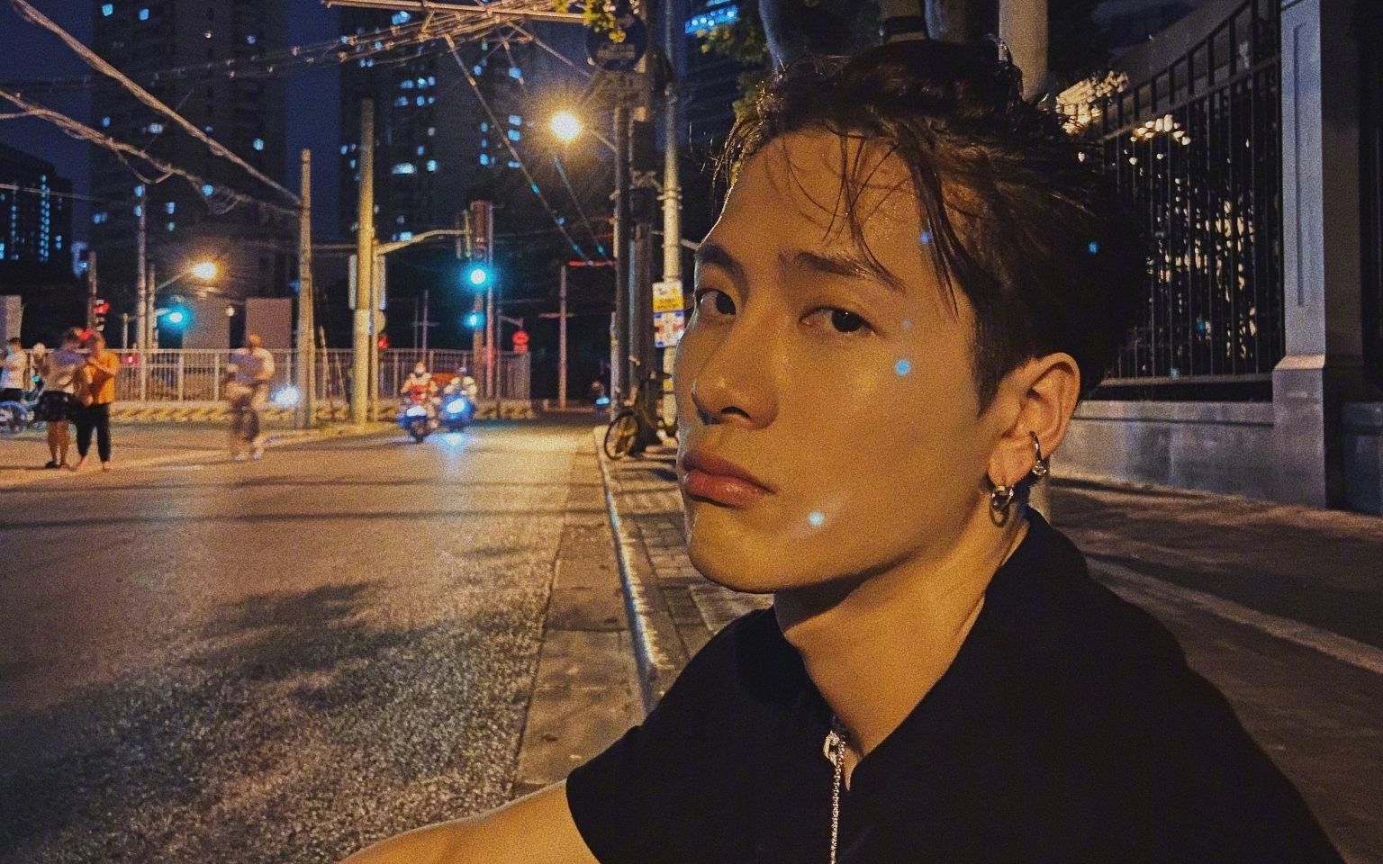 王嘉尔20201105美国电台931jamzdjfusion采访中字100waysprettyplease