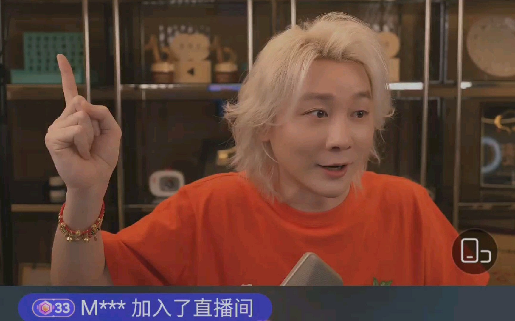 张大仙抖音首秀,谈及为养xyg国货代言,嘉年华刷屏