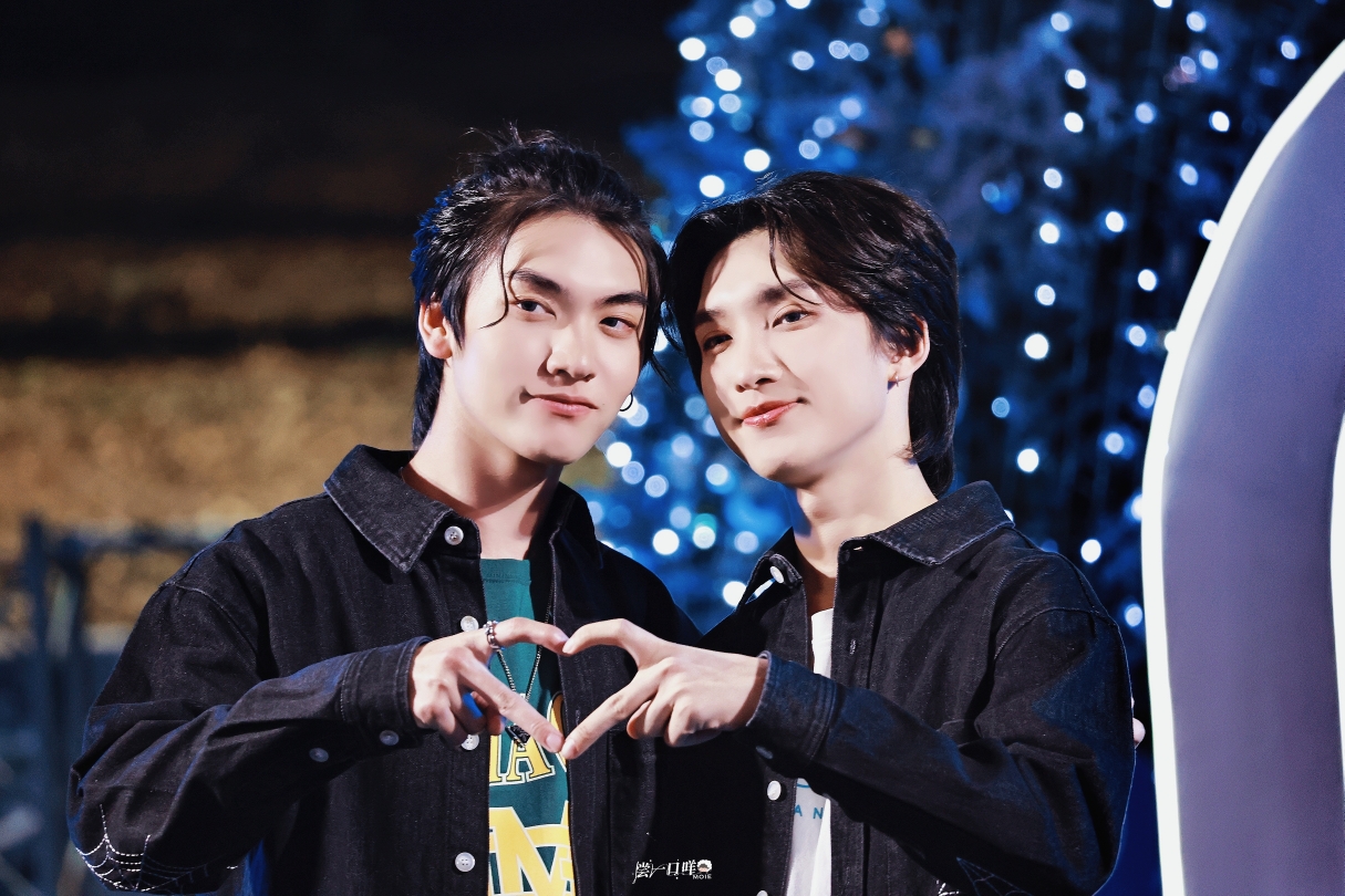 【boss noeul】最喜欢看柴卡蒙勇起来的时候了,看