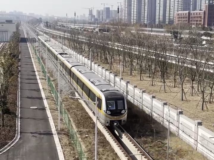 【南京地铁】5号线电客车在大校场车辆段试车线试车