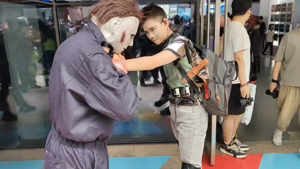 【黎明杀机cos】就是你小子吸我是吧