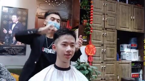 男士烫发 适合发质细软发量稀少头顶不蓬松的男士 哔哩哔哩 男士烫发 适合发质细软发量稀少头顶不蓬松的男士 哔哩哔哩