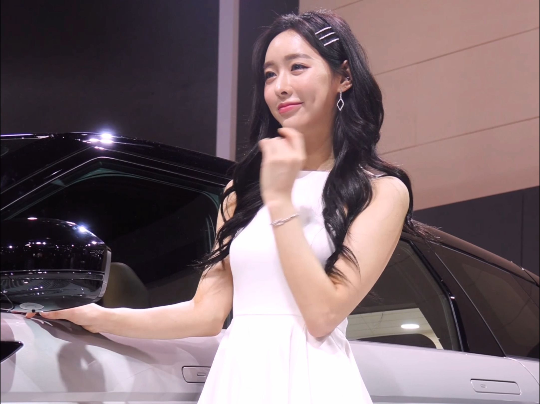 4k车展 美女车模